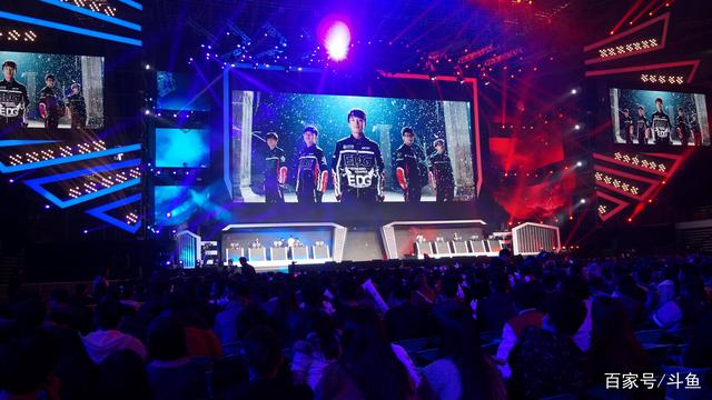 英雄联盟当年今日：2018年8月29日，亚运会上中国队英雄联盟夺冠！